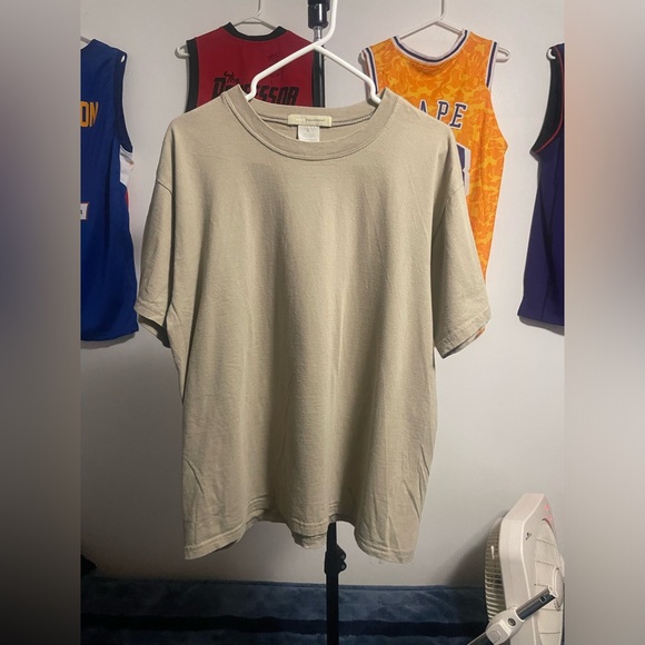 Basic Equipment T-Shirt - Picture 2 of 6